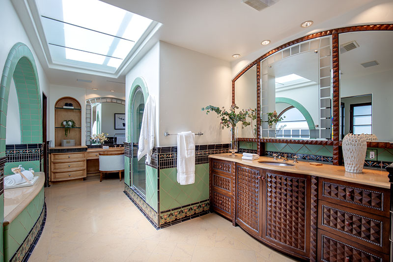 Walden Drive main bathroom